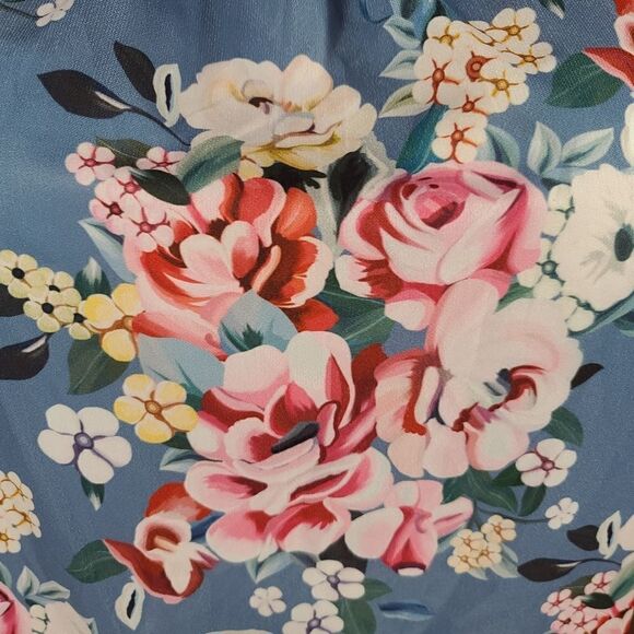 AlvaQ Off The Shoulder Blue Floral Top - Picture 8 of 8